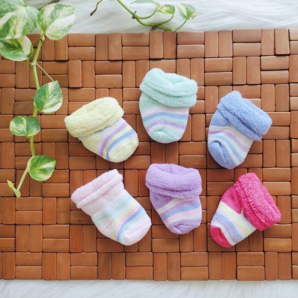 Baby infant knitted soft socks (0-6m)