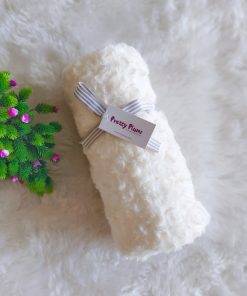 Premium Soft Wrap/Blanket - NRSW03 - Floral Pattern - Off White - Image 2