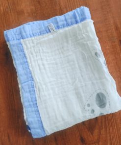 Muslin Cotton Crinkled Color Blanket - BL1 - 110cmx110cm - Blue Boarder with Lion