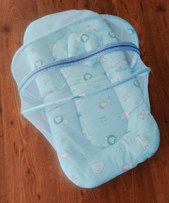 Foldable Muslin Bedding Set - Blue with Giraffe, Elephant and Lion - BS1 - Image 2