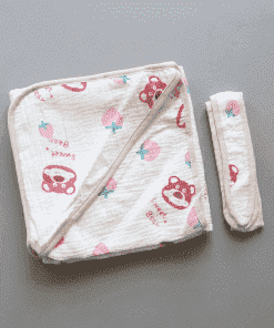 Crinkled Muslin Hooded Blanket - Strawberry and Bear - BL1