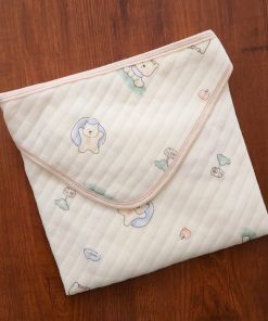 Soft Cotton Hooded Blanket - Cream with Cat - HBL1