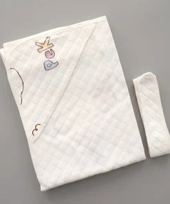 Hooded Blanket - White with Hello Pek - BL1