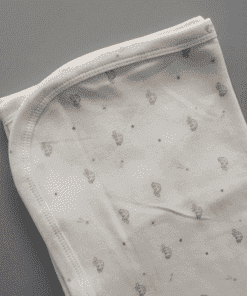 Hooded Blanket - 60x80cm - Off White with Turtle - HBL1 - Image 2