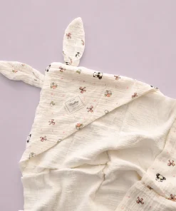 Alternative view of Crinkled Muslin Hooded Blanket (90x90 cm) - Panda and Bow - BL1