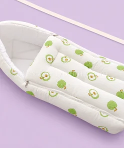 Crinkled Muslin Cotton Kangaroo Wrapper - (65x43cm) - Off White with Green Apple - KW1